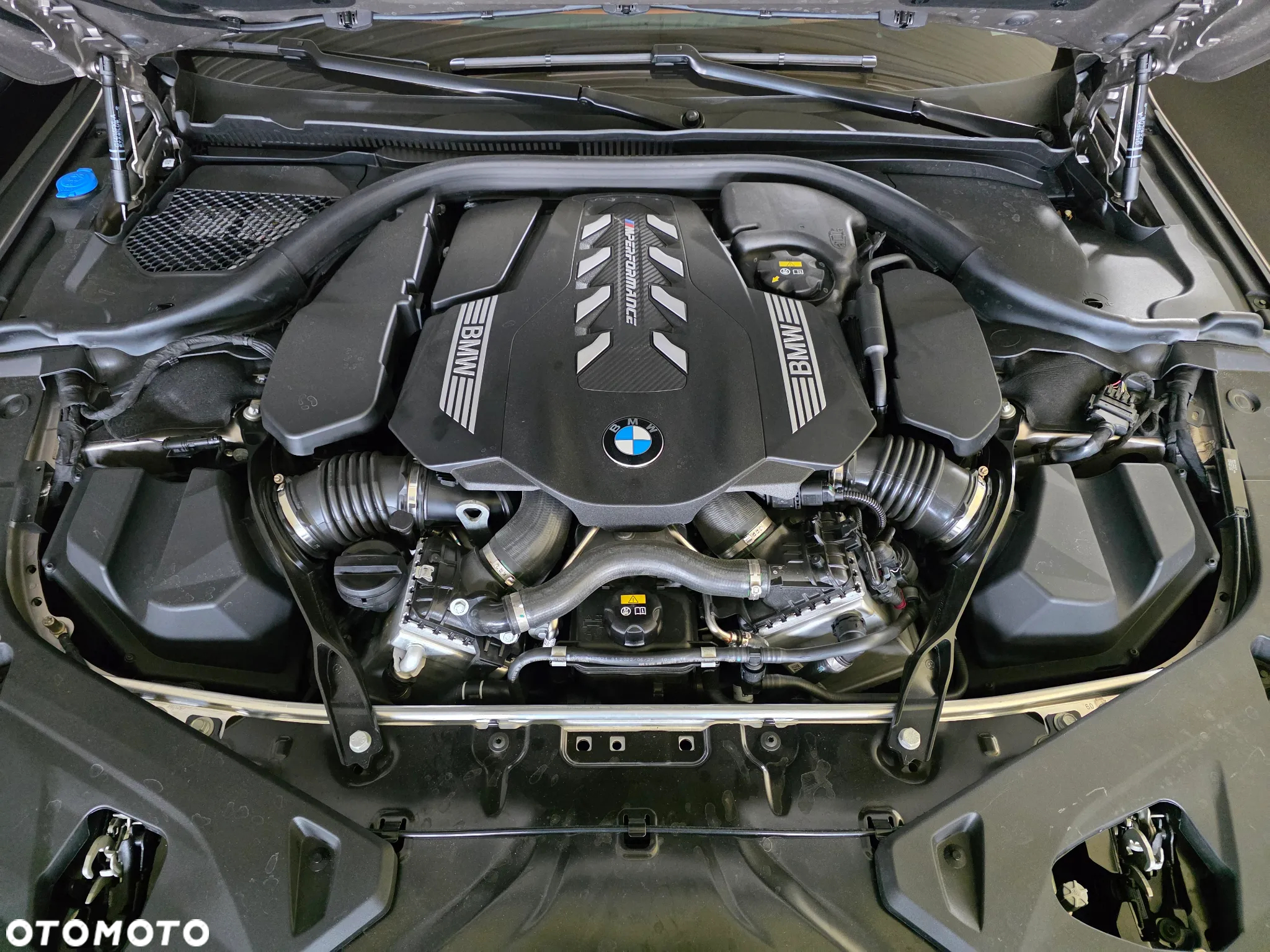 BMW Seria 8 M850i xDrive - 33