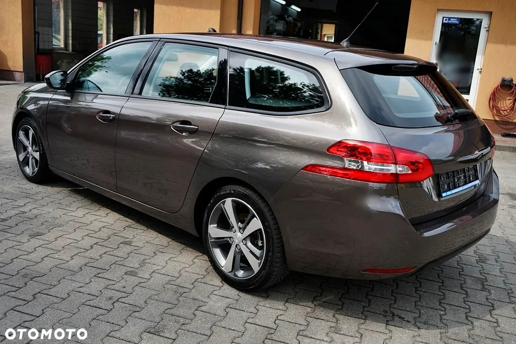 Peugeot 308 - 6
