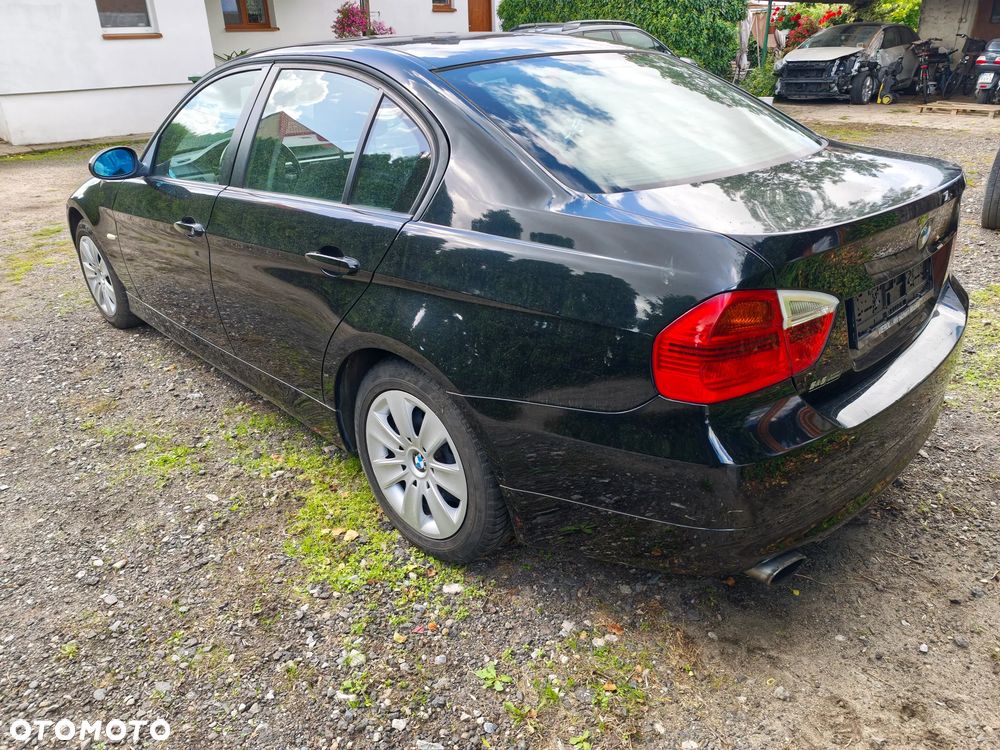 BMW Seria 3 320i Edition Exclusive - 4