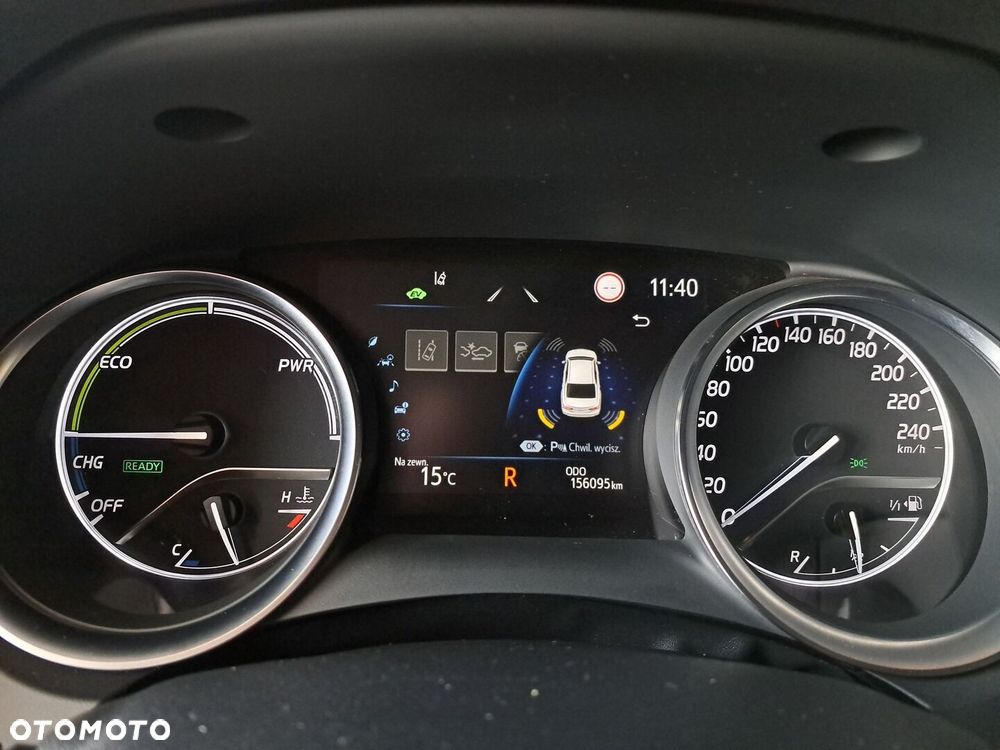 Toyota Camry 2.5 Hybrid Comfort CVT - 34