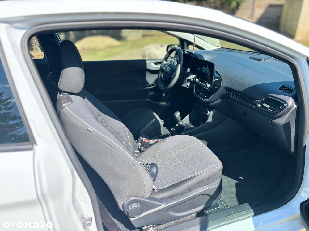 Ford Fiesta - 11