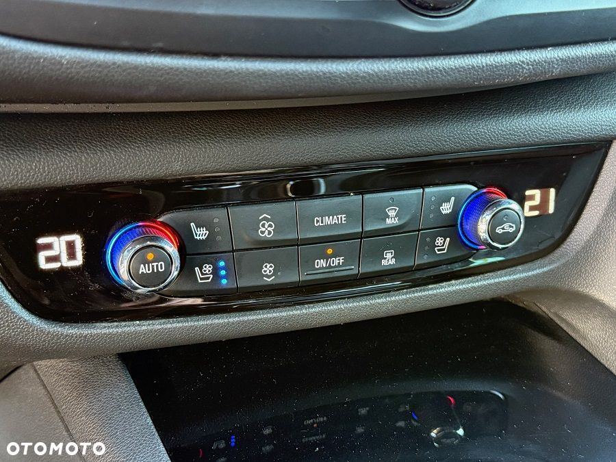 Opel Insignia 2.0 CDTI 4x4 Exclusive S&S - 25