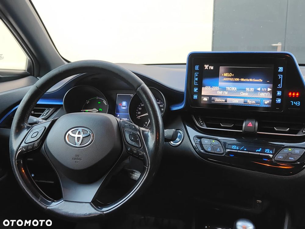 Toyota C-HR 1.8 Hybrid Dynamic - 18