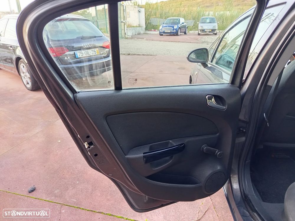 Opel Corsa 1.2 Enjoy FlexFuel - 17