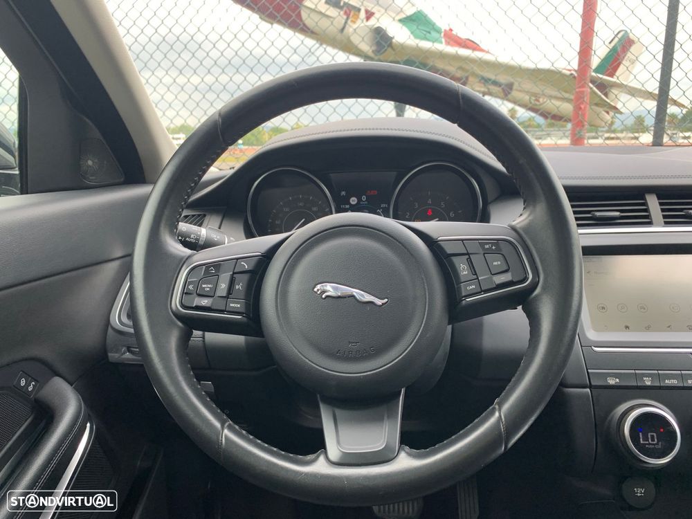 Jaguar E-Pace 2.0 P250 R-Dynamic S AWD Aut. - 24