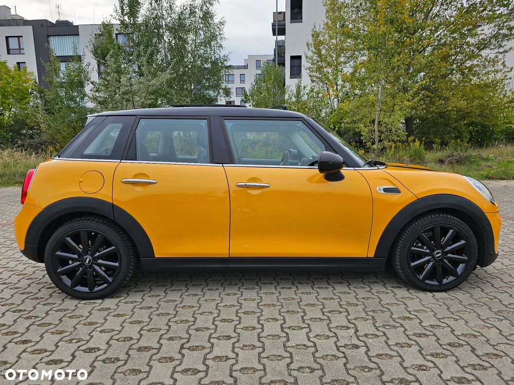 MINI Cooper Standard - 15