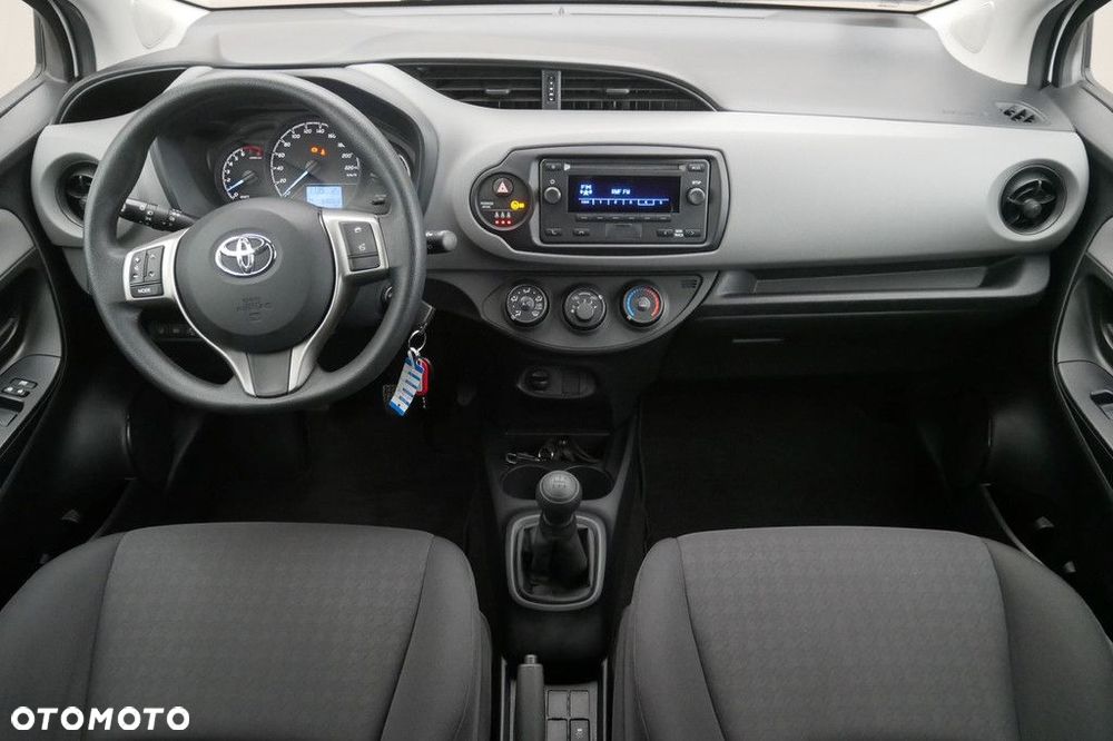 Toyota Yaris 1.0 Active - 8