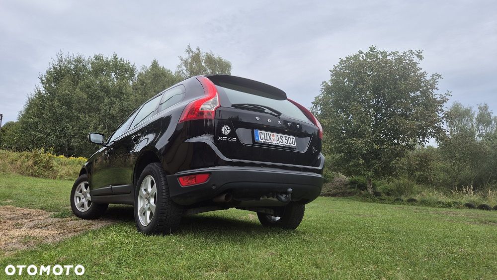Volvo XC 60 D3 R-Design - 4