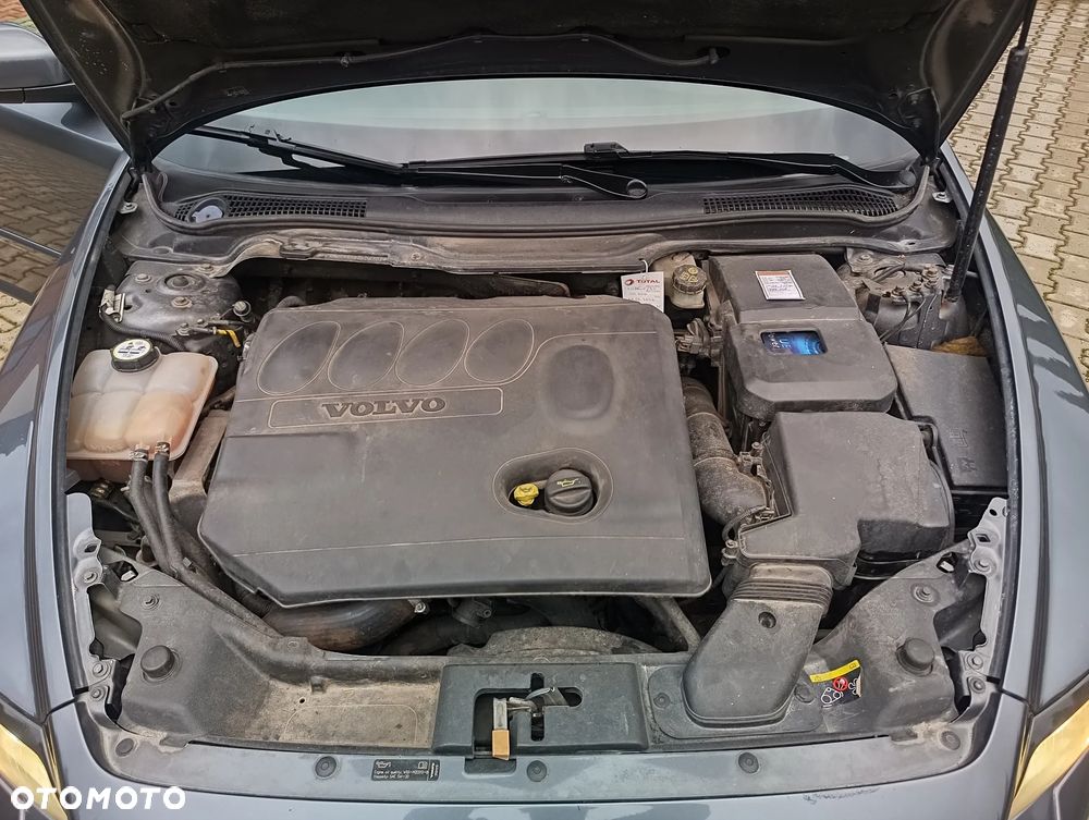 Volvo V50 2.0D - 23