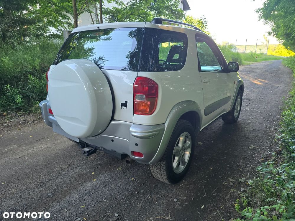 Toyota RAV4 2.0 VVT-i Sol - 9