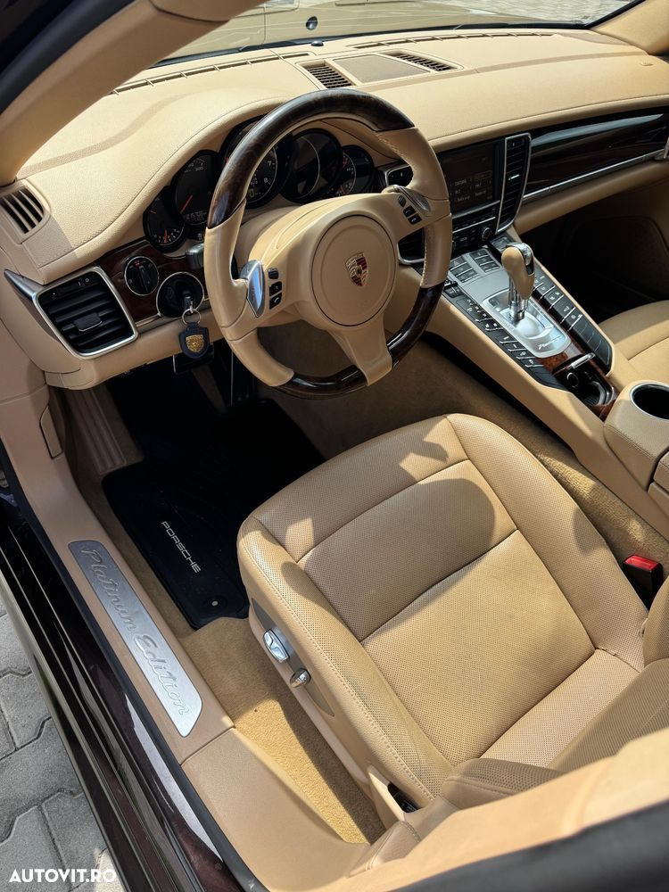 Porsche Panamera - 6