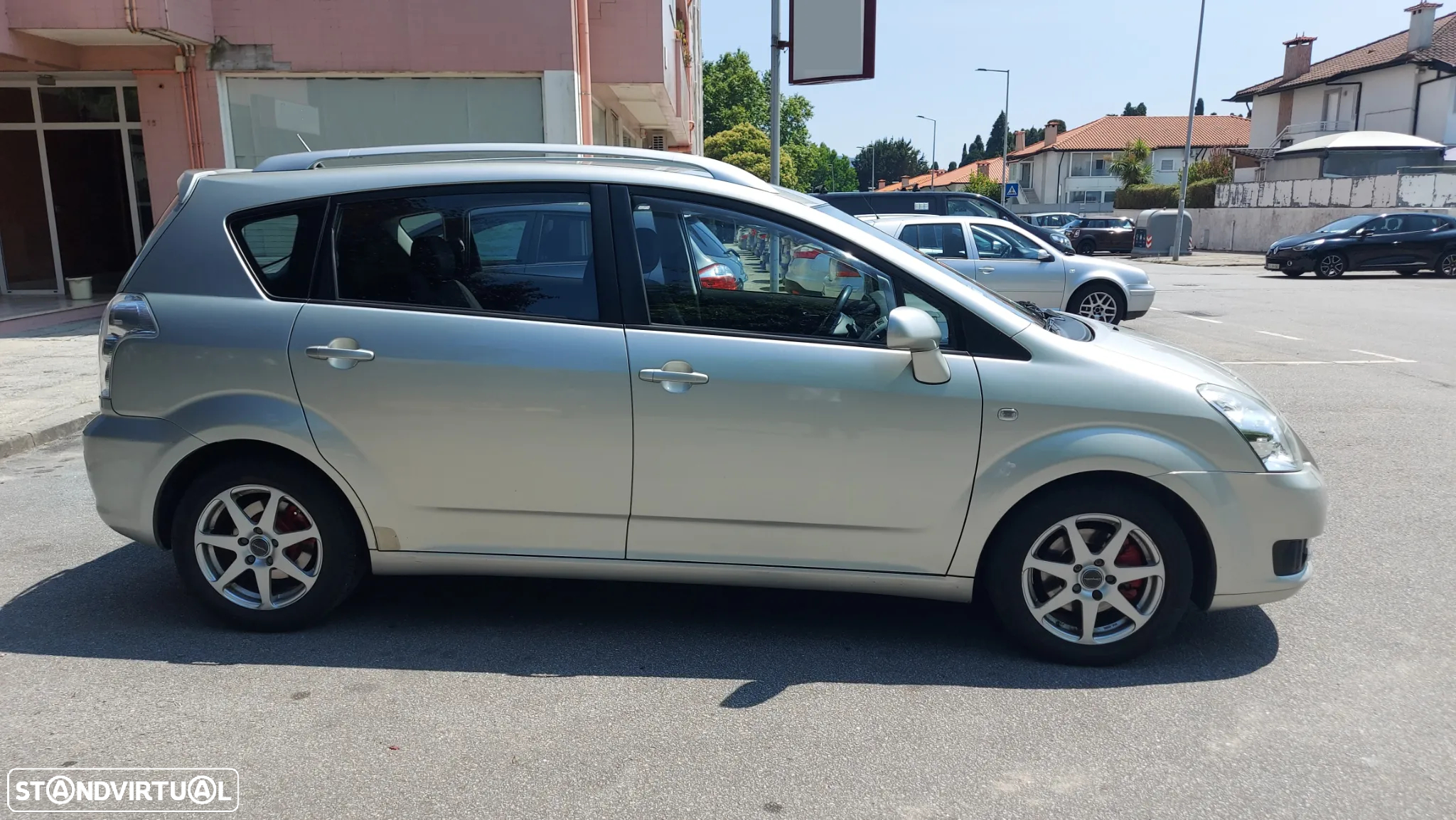 Toyota Corolla Verso 2.2 D-4D - 3