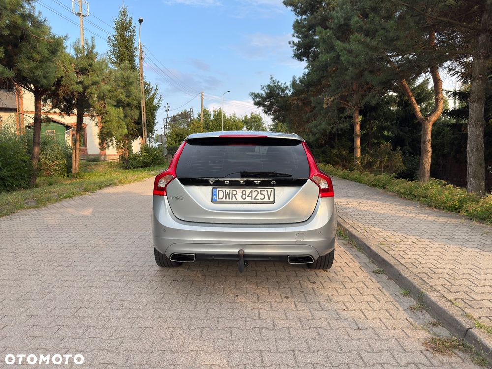 Volvo V60 D4 Drive-E Kinetic - 12