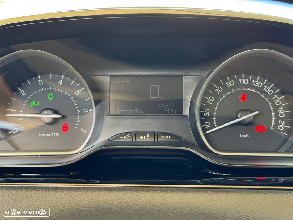 Peugeot 208 PureTech 68 Like - 12