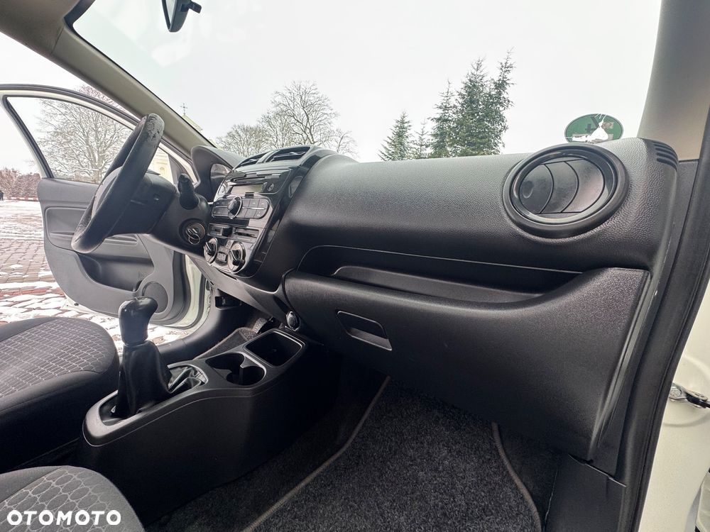 Mitsubishi Space Star - 23