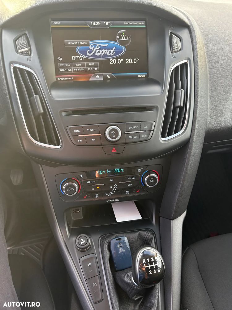 Ford Focus 1.0 EcoBoost Trend - 13