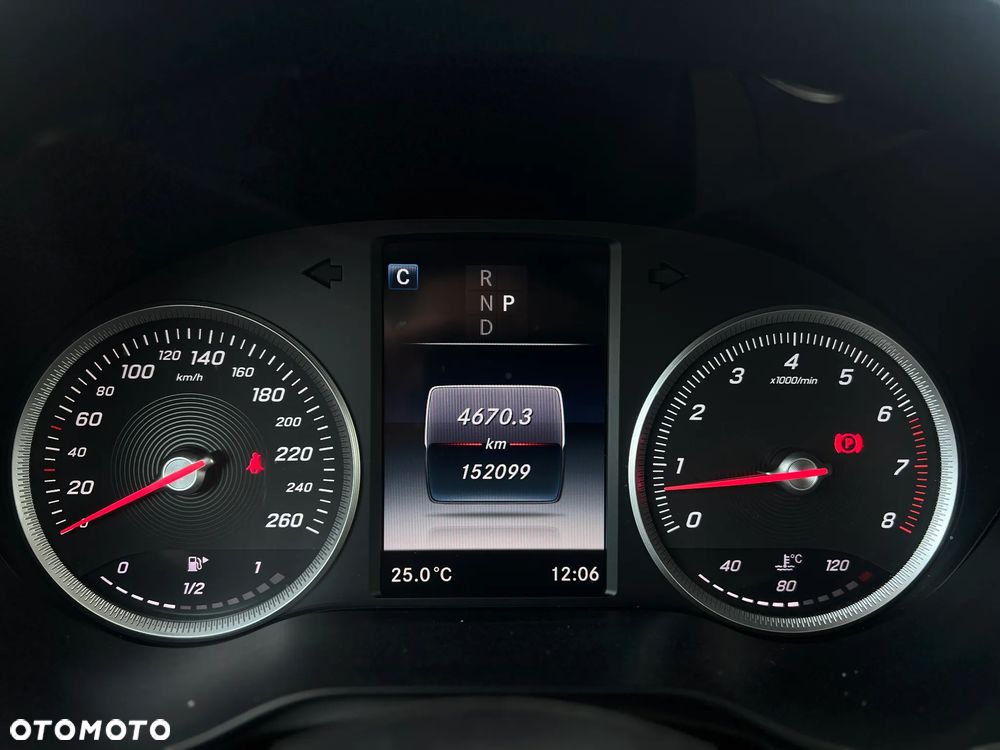 Mercedes-Benz GLC 250 4Matic 9G-TRONIC - 22