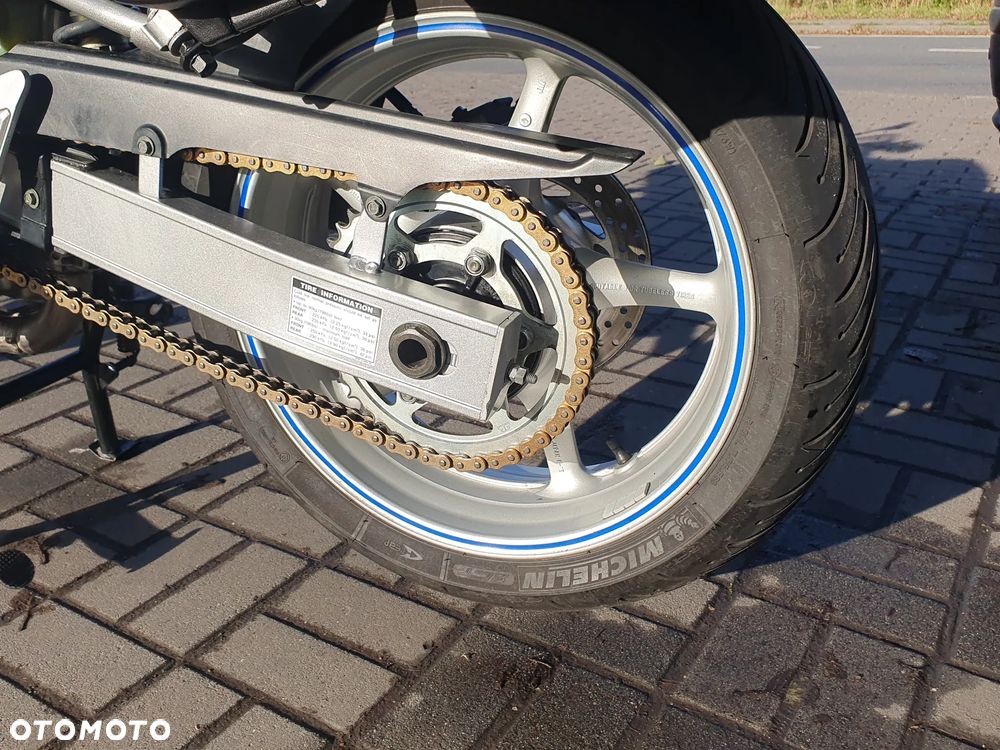 Yamaha FZ6 - 8