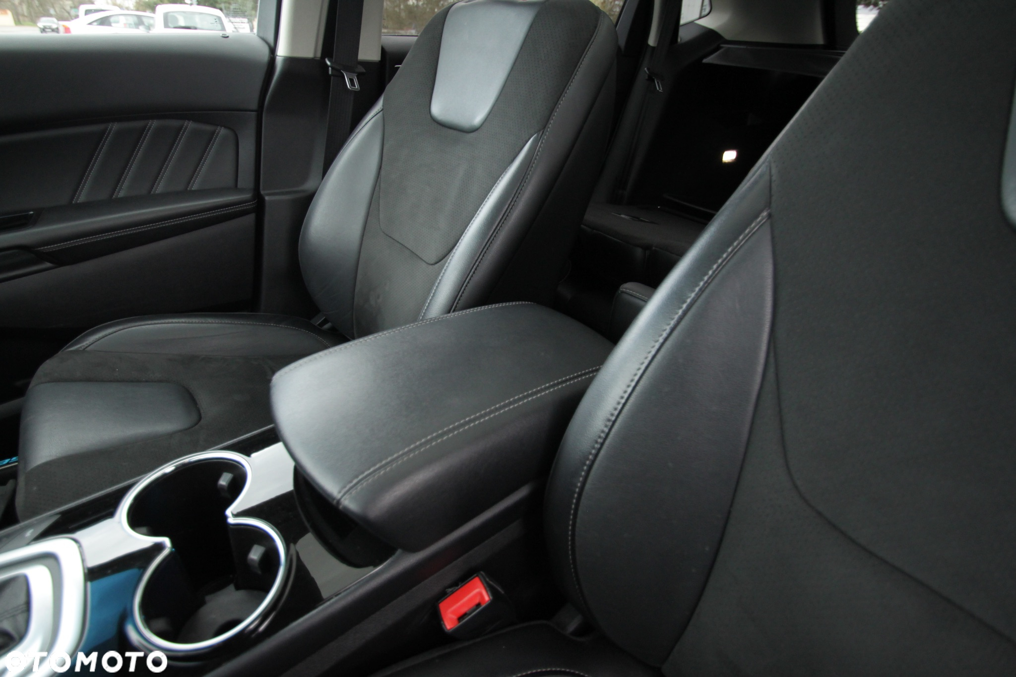 Ford Edge 2.0 TDCi Bi-Turbo 4x4 Sport - 9