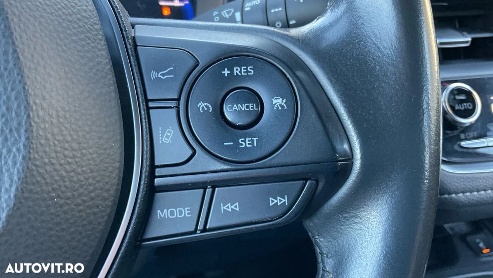 Toyota Corolla 1.8 HSD TS Dynamic - 20