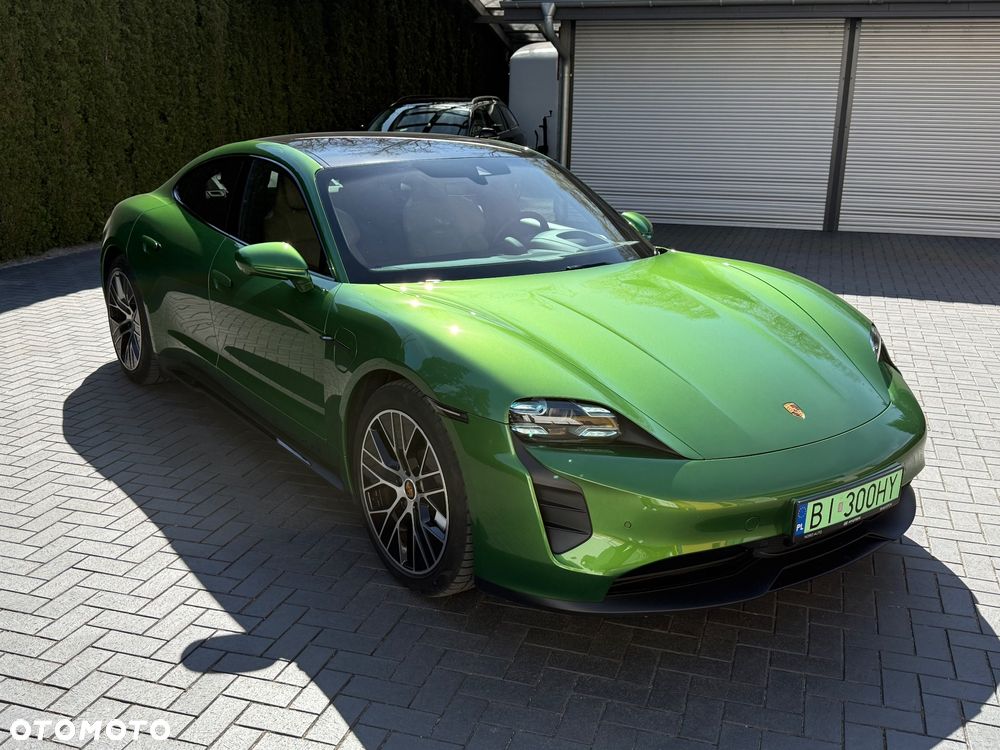 Porsche Taycan - 2