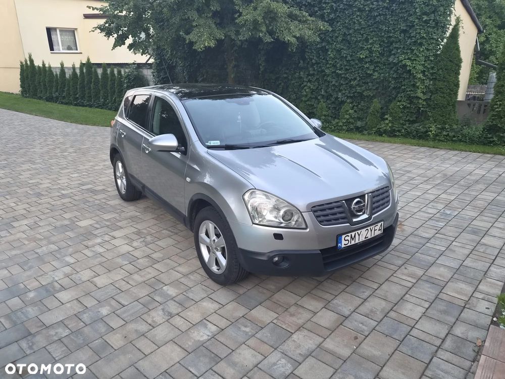 Nissan Qashqai 2.0 4x4 Tekna Premium - 4