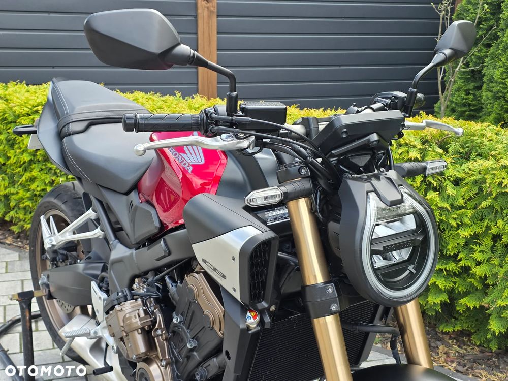 Honda CB - 4
