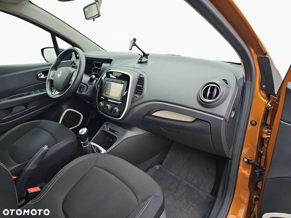 Renault Captur 1.2 Energy TCe Limited - 23