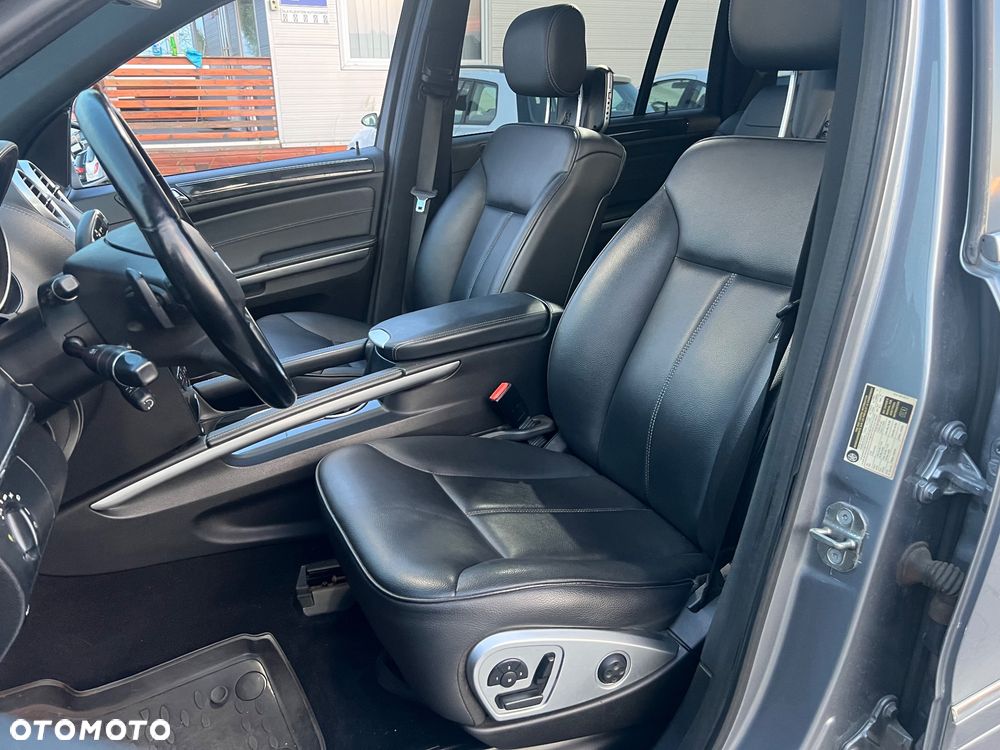Mercedes-Benz GL 350 BlueTEC 4-Matic - 17
