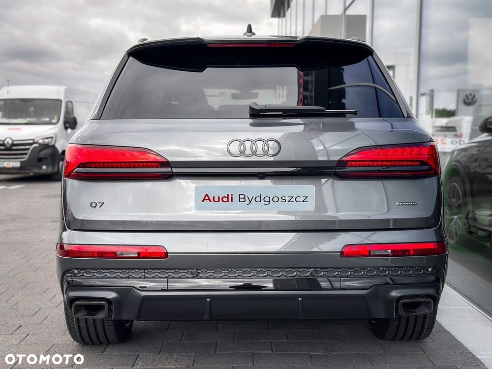 Audi Q7 - 13