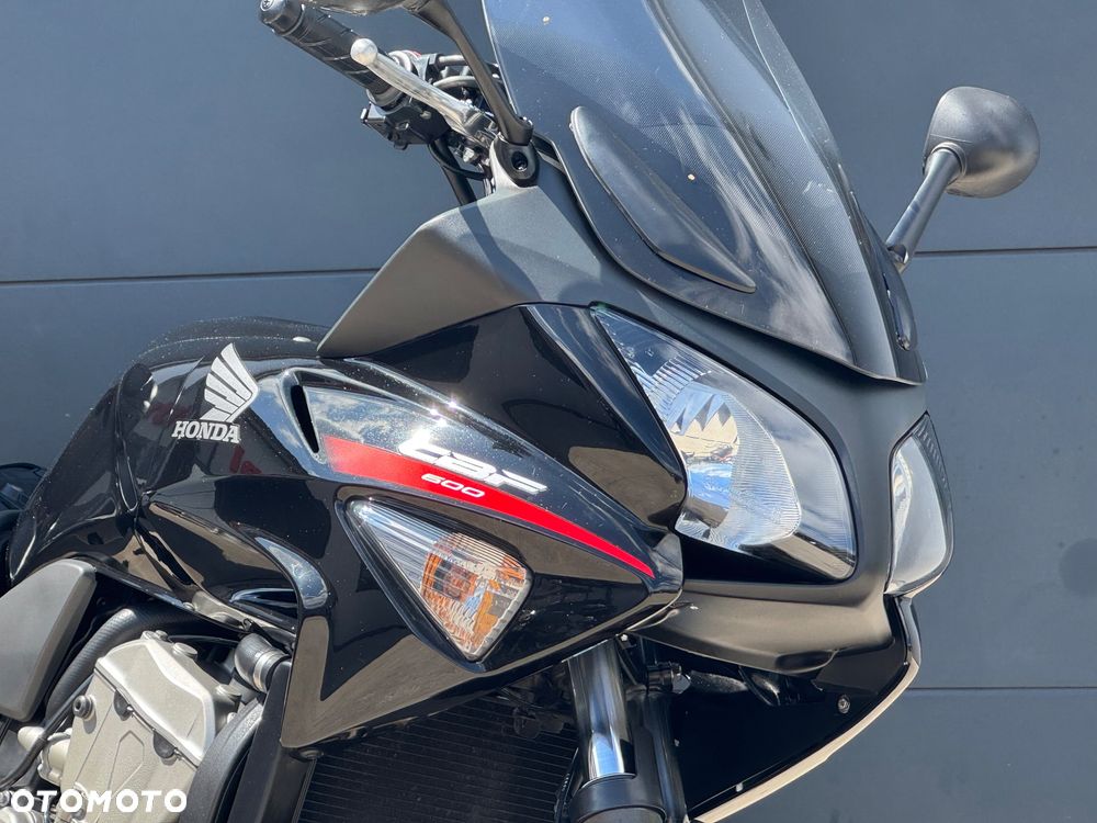 Honda CBF - 2