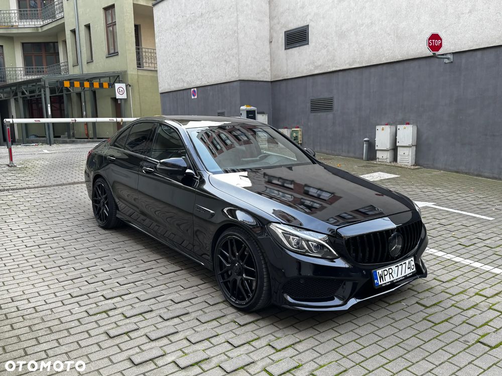 Mercedes-Benz Klasa C 450 AMG 4-Matic 7G-TRONIC - 3