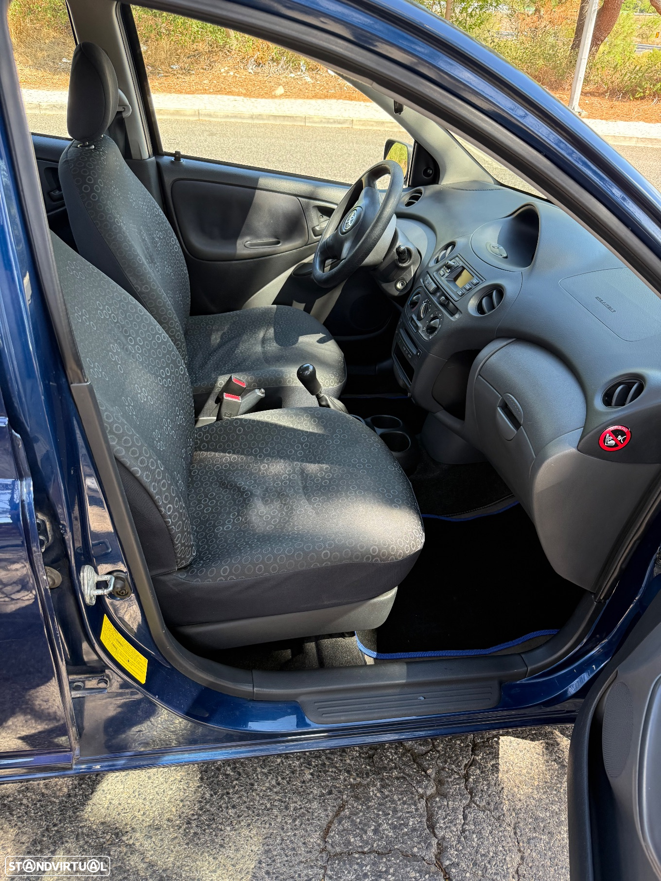 Toyota Yaris 1.0 Sol AC - 16