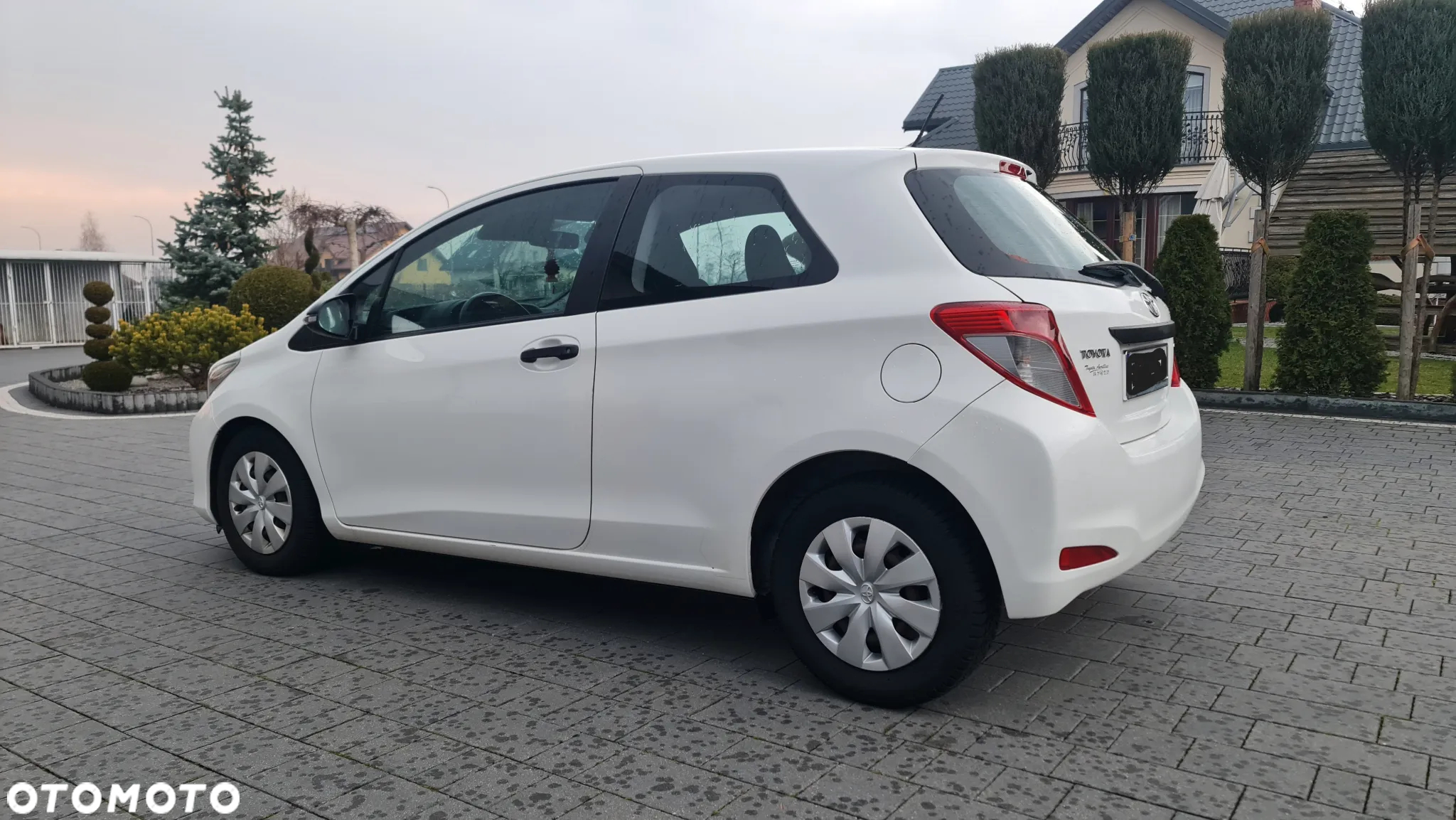 Toyota Yaris 1.4 D-4D - 3
