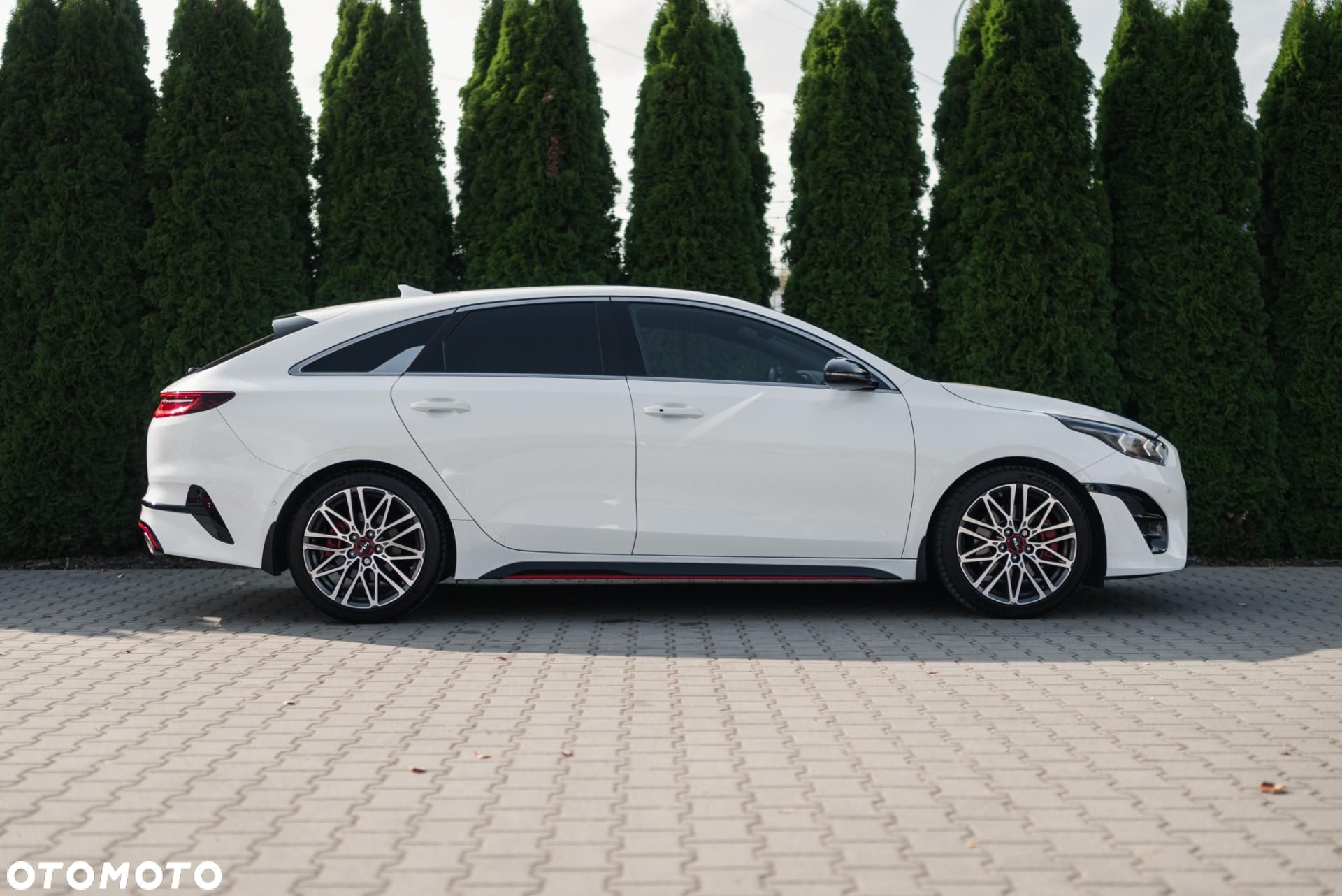 Kia ProCeed - 8