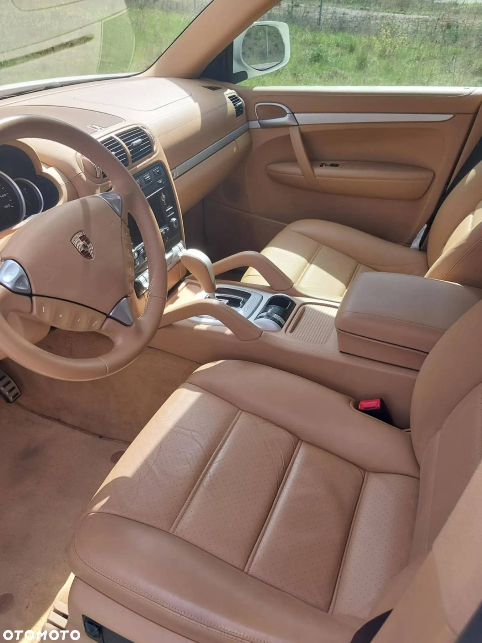 Porsche Cayenne - 12