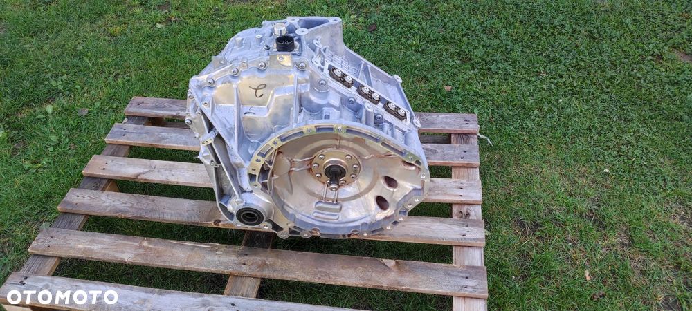 Skrzynia biegów  Chrysler Pacifica Hybrid 2017 Lekko Uszkodzona - 1