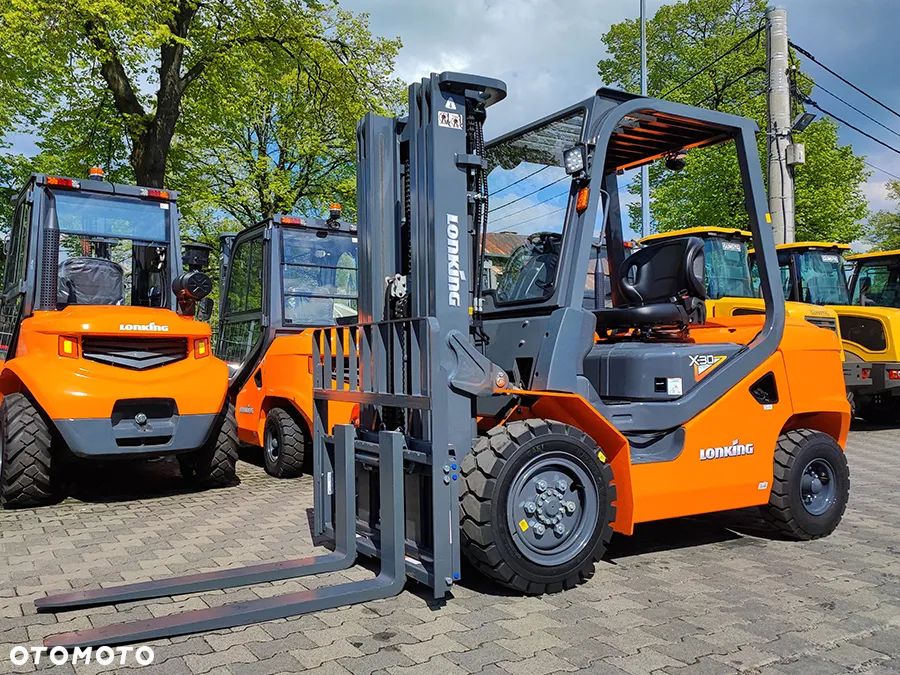 Lonking LG30DTX (CPCD30) - 10