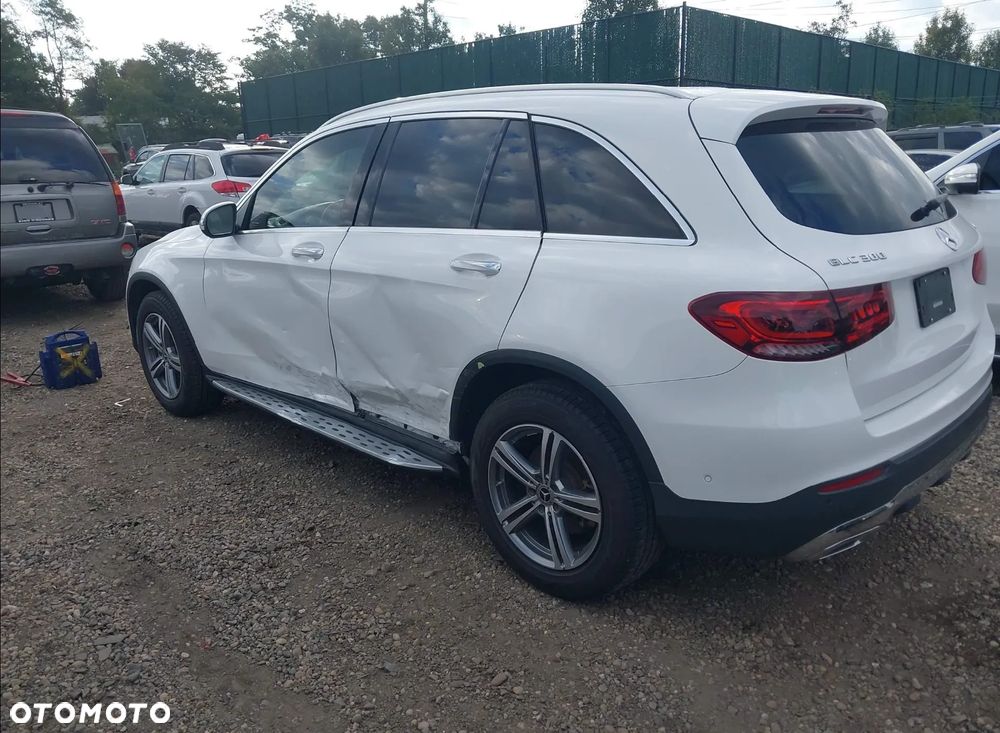 Mercedes-Benz GLC - 4