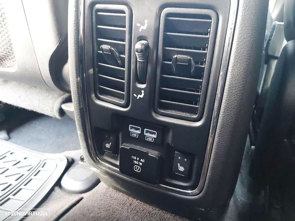 Jeep Grand Cherokee - 47