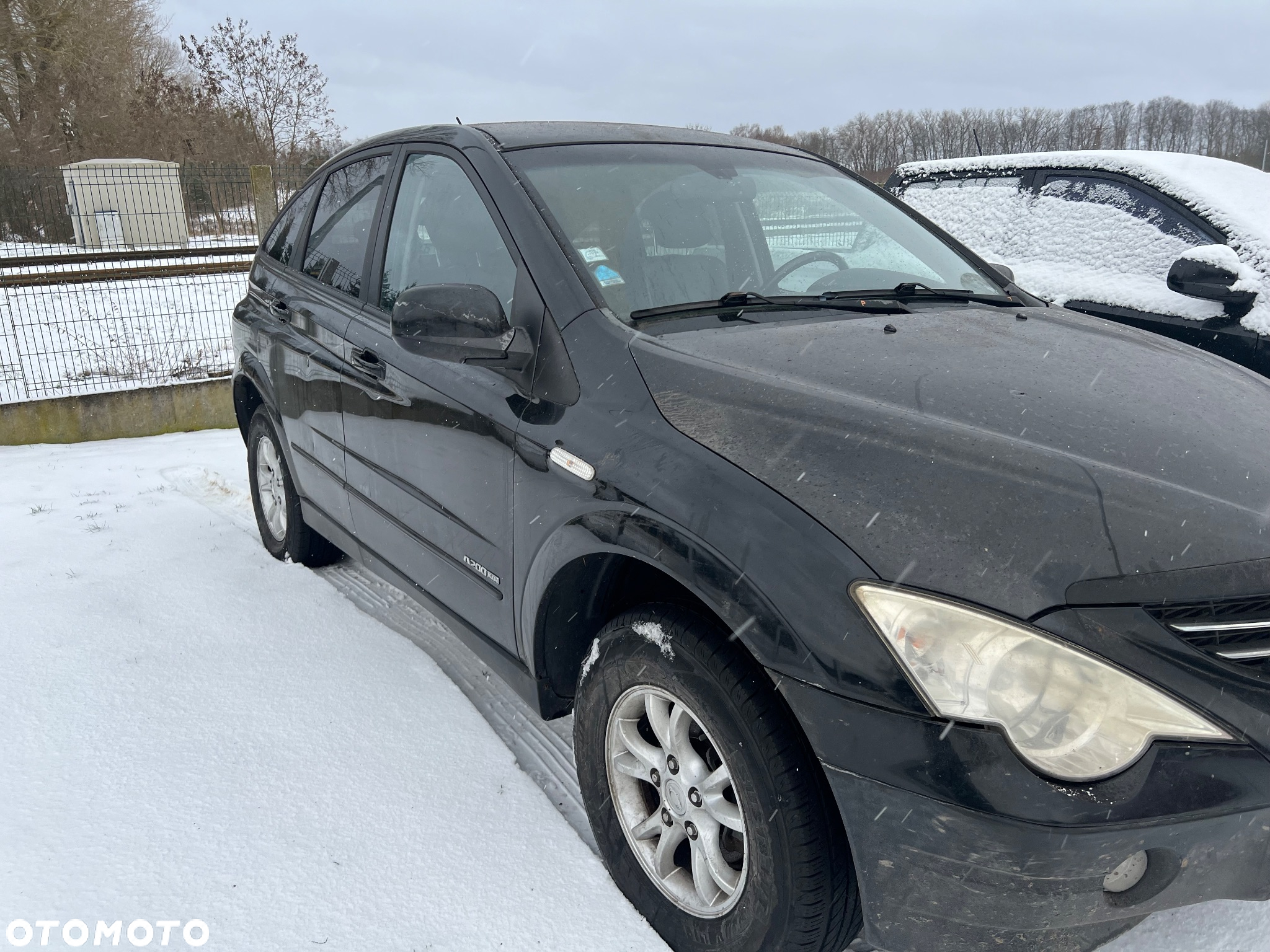 Ssangyong actyon 2.0xdi 4x4 na części maska - 2
