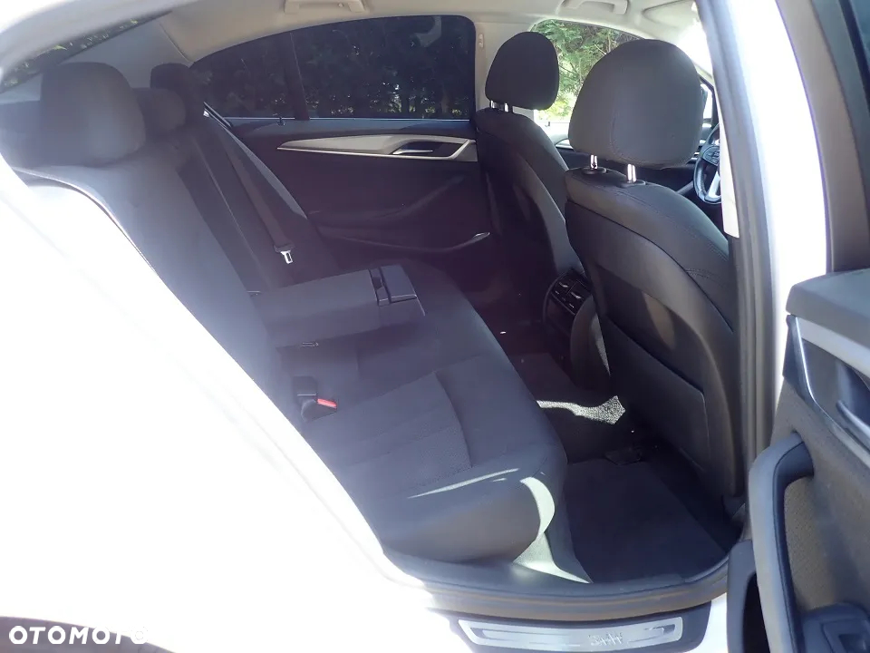 BMW Seria 5 - 12
