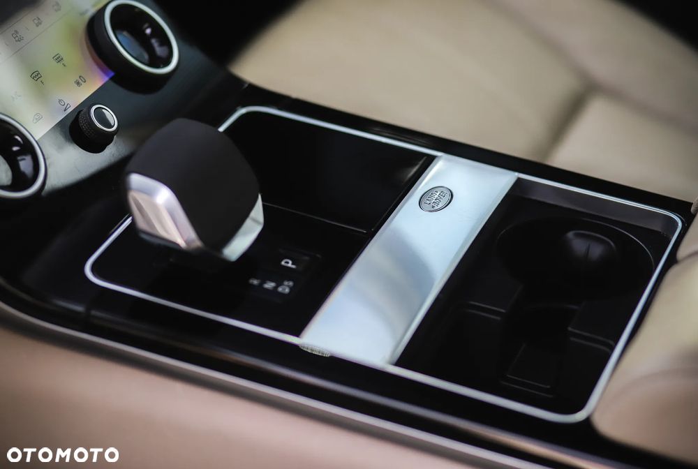 Land Rover Range Rover Velar 2.0 P250 S - 17