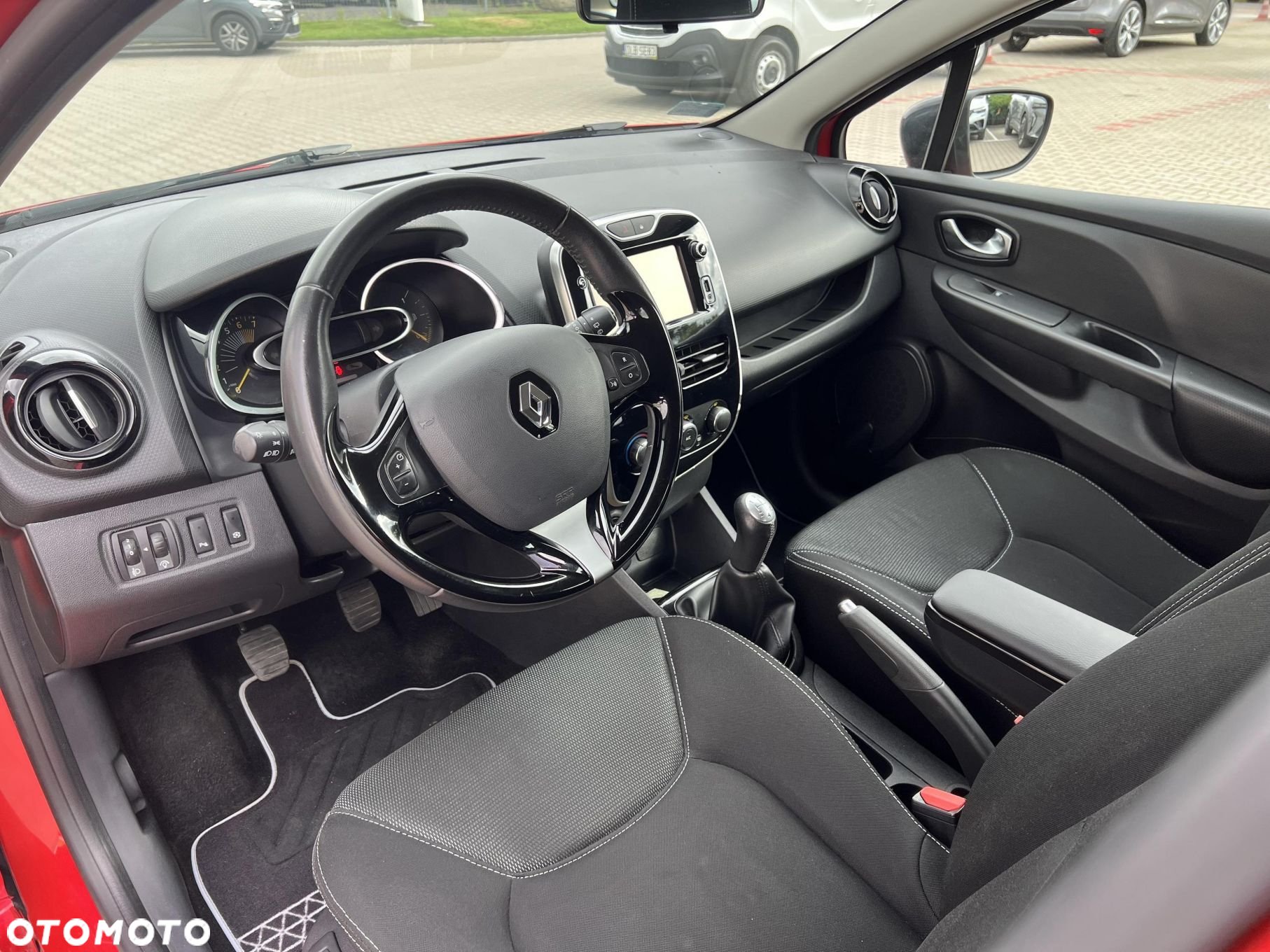 Renault Clio 0.9 TCe Alize - 9
