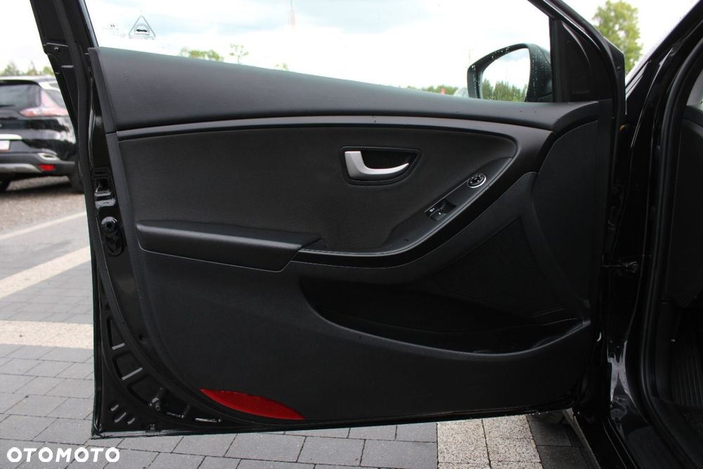 Hyundai i30 - 19