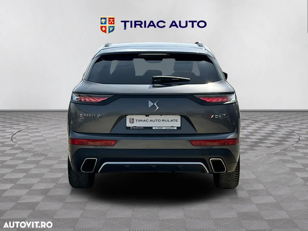DS Automobiles DS 7 Crossback 1.6 PHeV AWD 300 EAT8 PERFORMANCE LINE + - 4