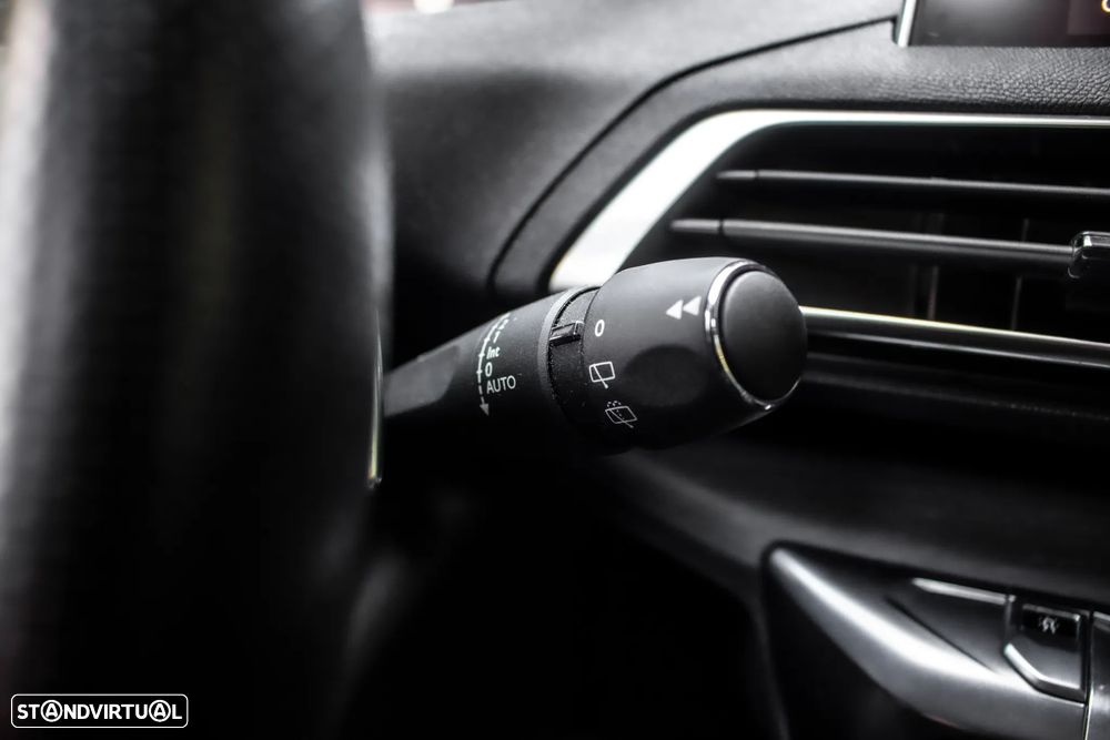 Peugeot 3008 BlueHDi 180 Stop & Start EAT8 GT - 17