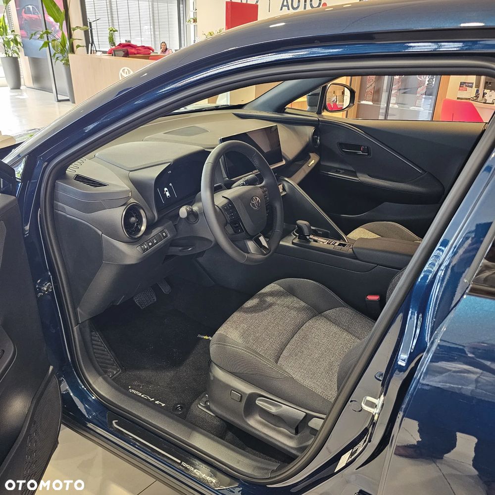 Toyota C-HR - 6