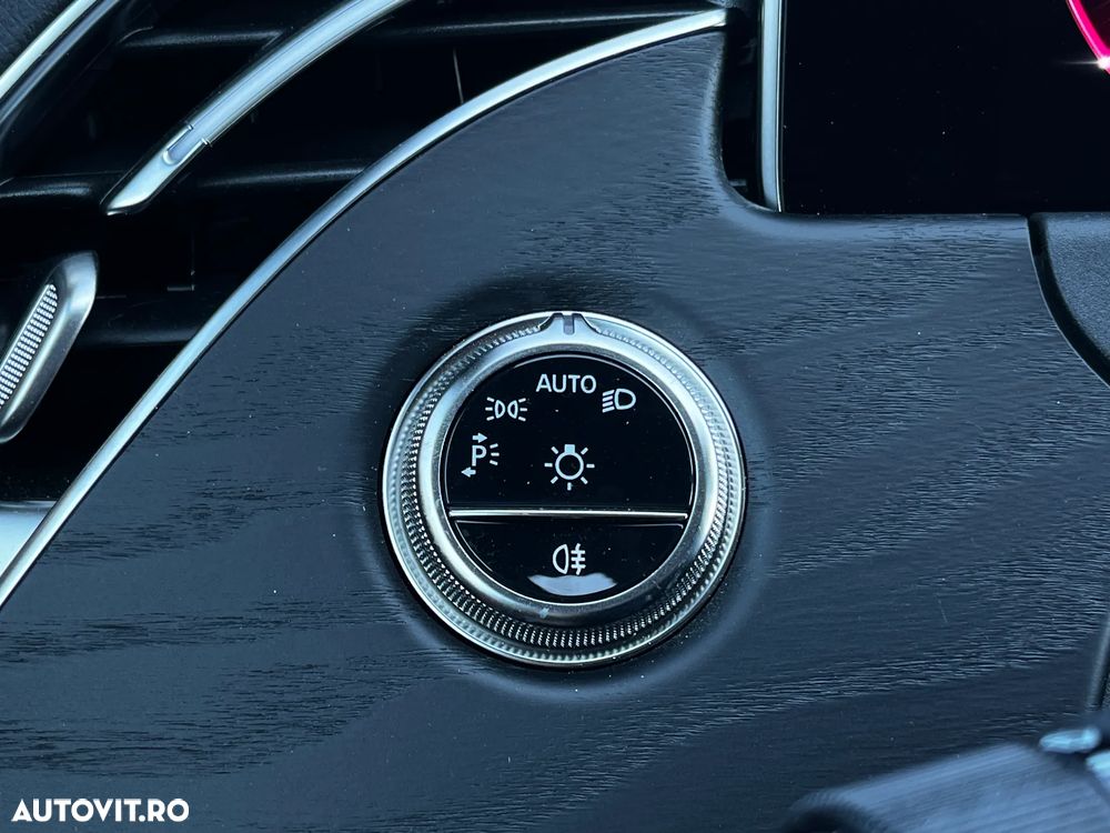 Mercedes-Benz E 200 MHEV - 21