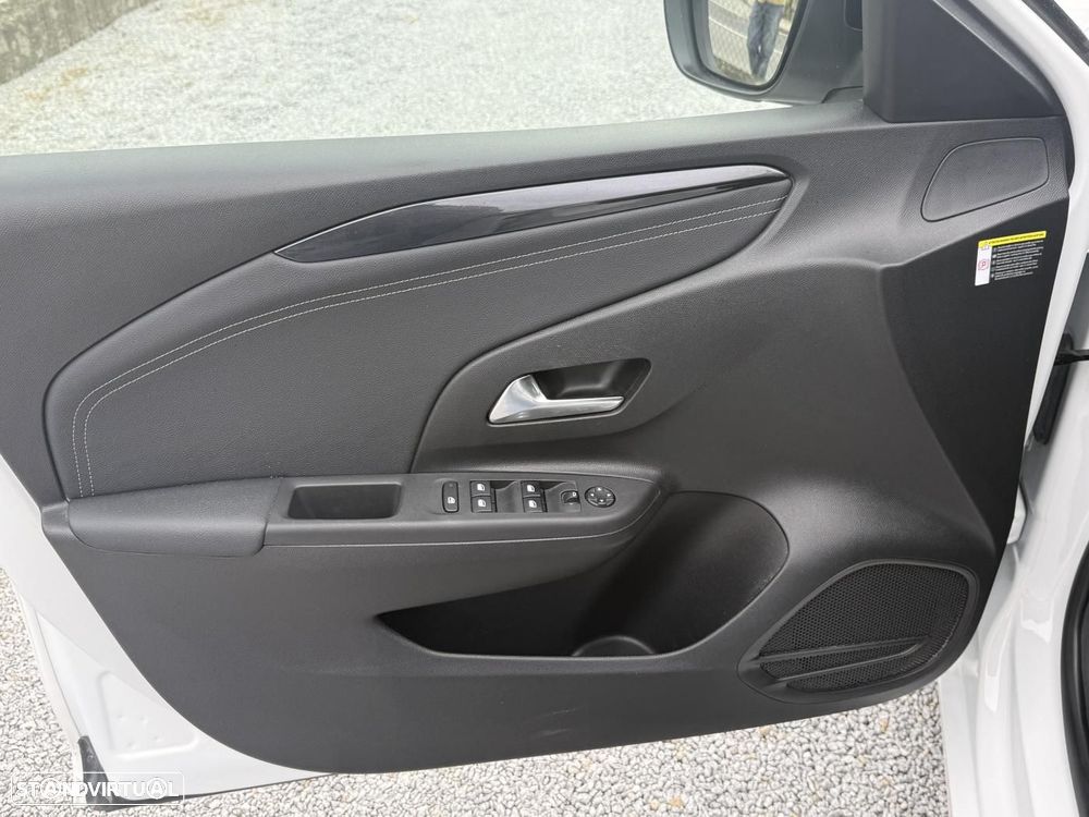 Opel Corsa 1.2 T Elegance Aut. - 18